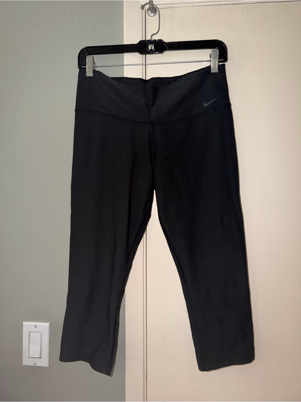 Nike, Black Capri Dri Fit Performance Leggings